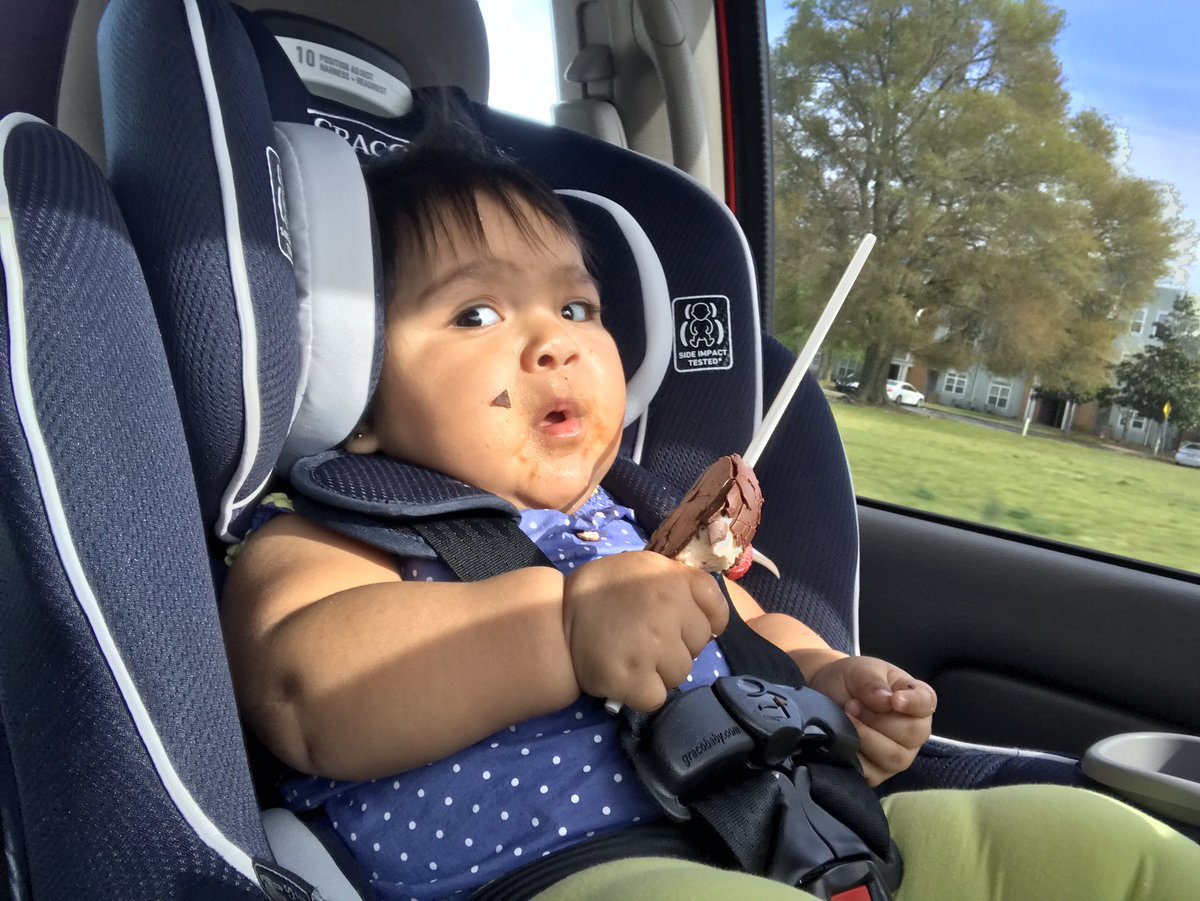 realJUCEVEGA's tweet photo. Cruising with the #family https://t.co/52qdJh125h