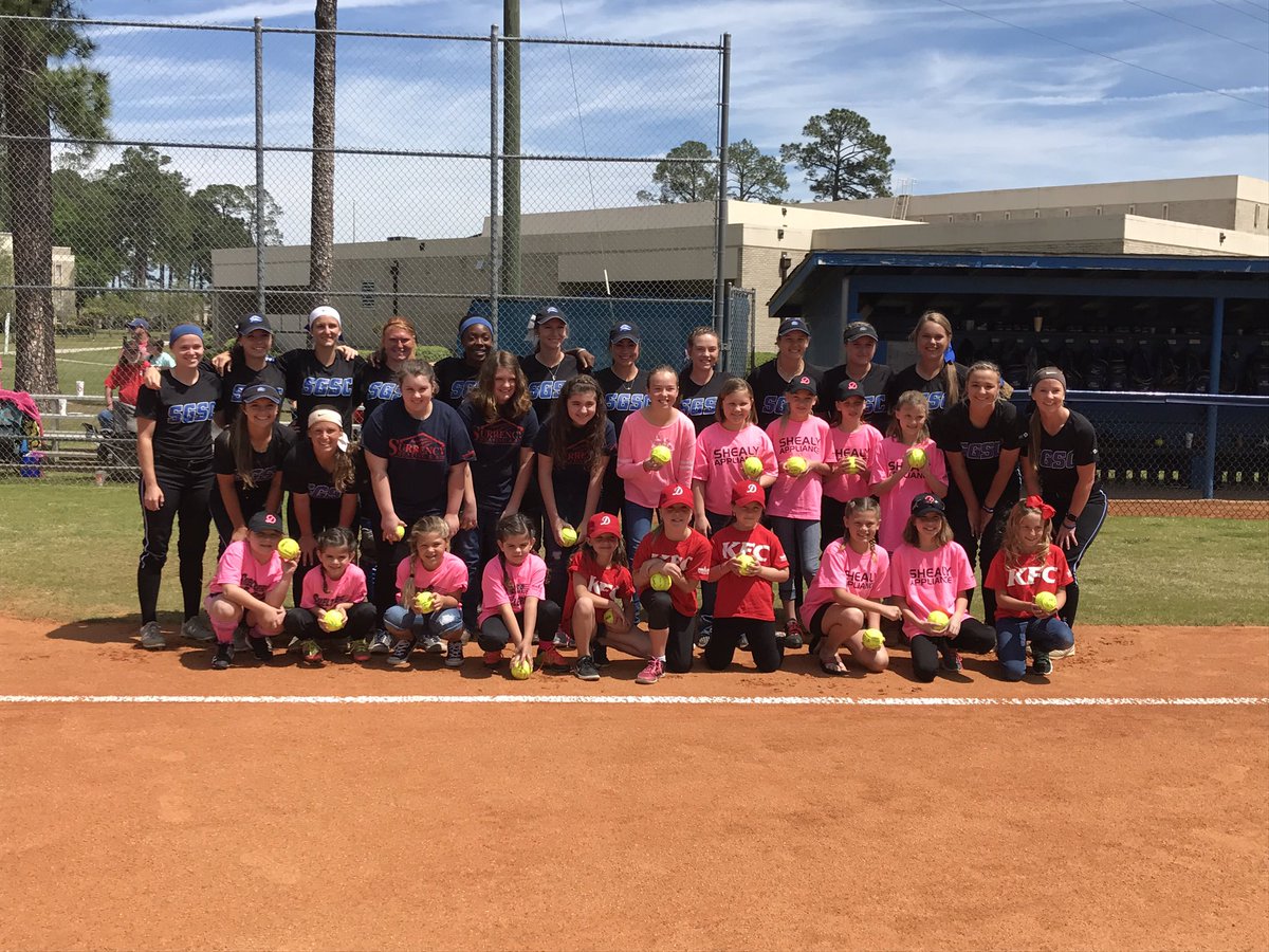 SGSC Softball tweet media
