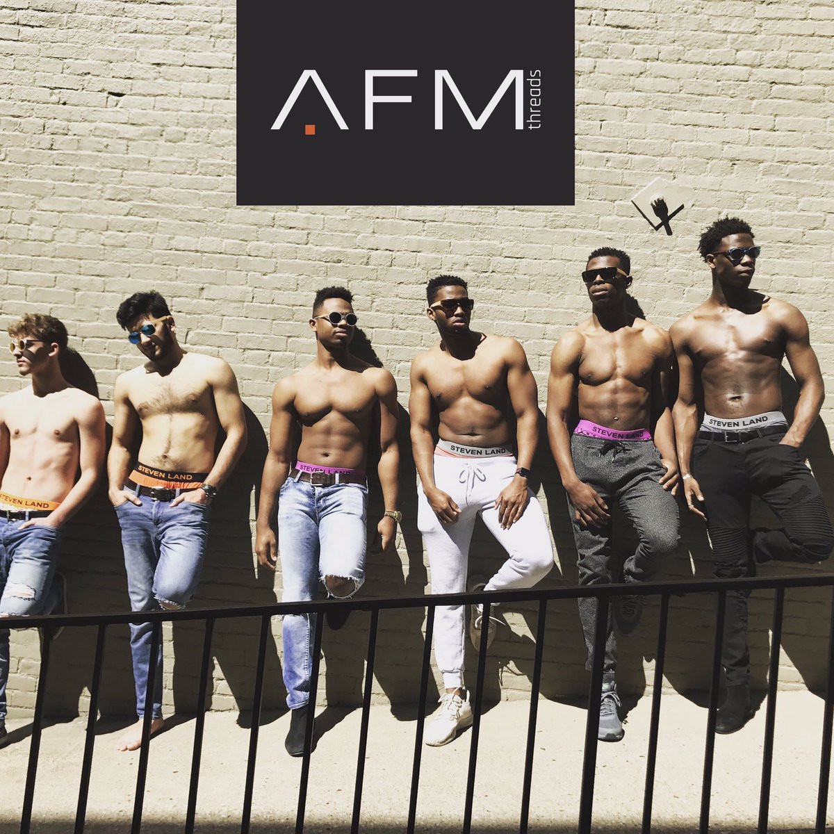 afmthreads's tweet photo. Our Steven Land briefs bring both style and comfort. What's underneath your threads? #wedressmen #afmthreads #watchusstyle #mensfashion https://t.co/rMeuSnNWBT