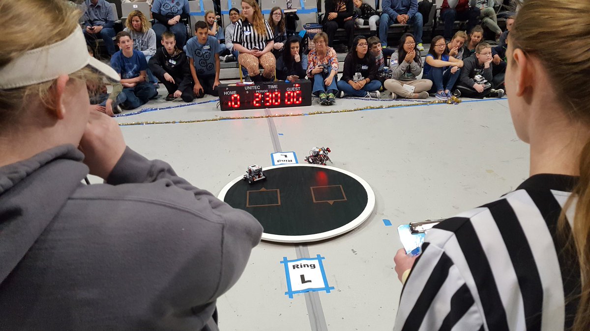 SEregionrobots's tweet photo. @appstate hosted the Watauga #Sumo #Robotics competition again this year, and is pulling in over 115 teams. #omgrobots https://t.co/V6TpcDruIA