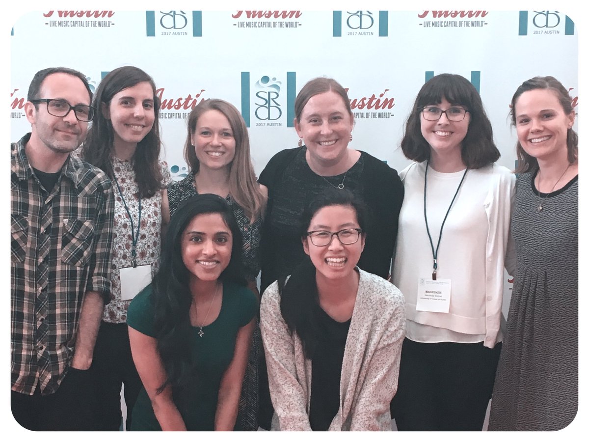 church_lang's tweet image. DCN lab at #srcd17! @UTPsychology great conference!