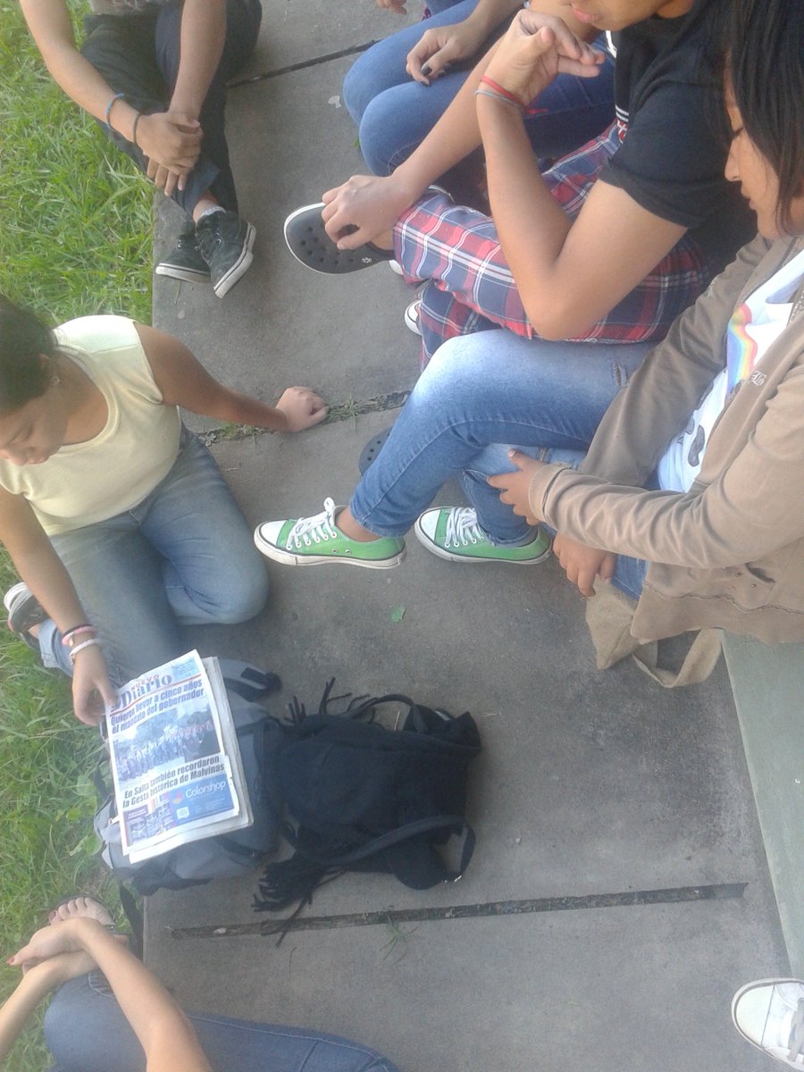 fur_caj's tweet photo. Radio y EC en acción.  @cajdeliem  @camimacafarias ♡ https://t.co/FhQq2AyLE4