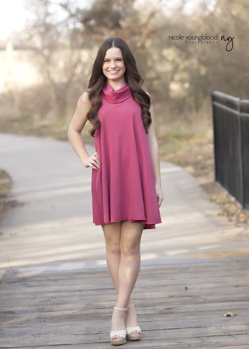 nicoleyphoto's tweet photo. Happy Birthday pretty girl! Hope you've had a great day!! 🎉🎉 https://t.co/lKlsMe92Jj