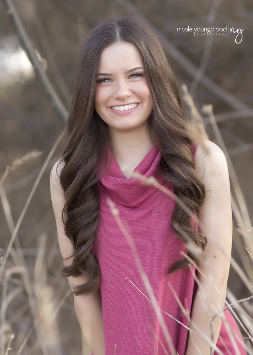 nicoleyphoto's tweet photo. Happy Birthday pretty girl! Hope you've had a great day!! 🎉🎉 https://t.co/lKlsMe92Jj