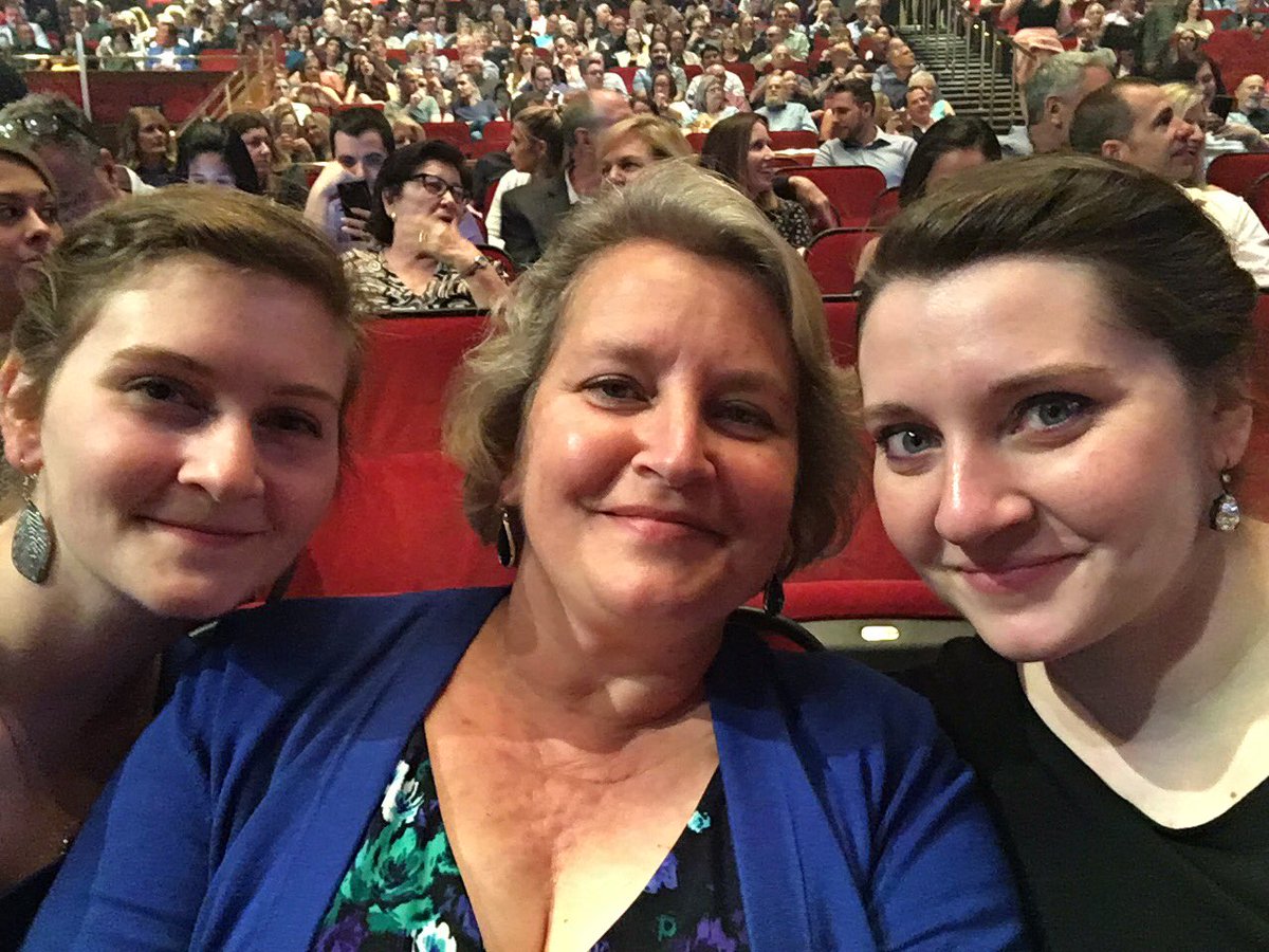 dragonflower092's tweet photo. About to see one of our favorite singers of all-time LIVE!!! ❤#CelineDionVegas #girlsnight https://t.co/qH6AZHaDQg