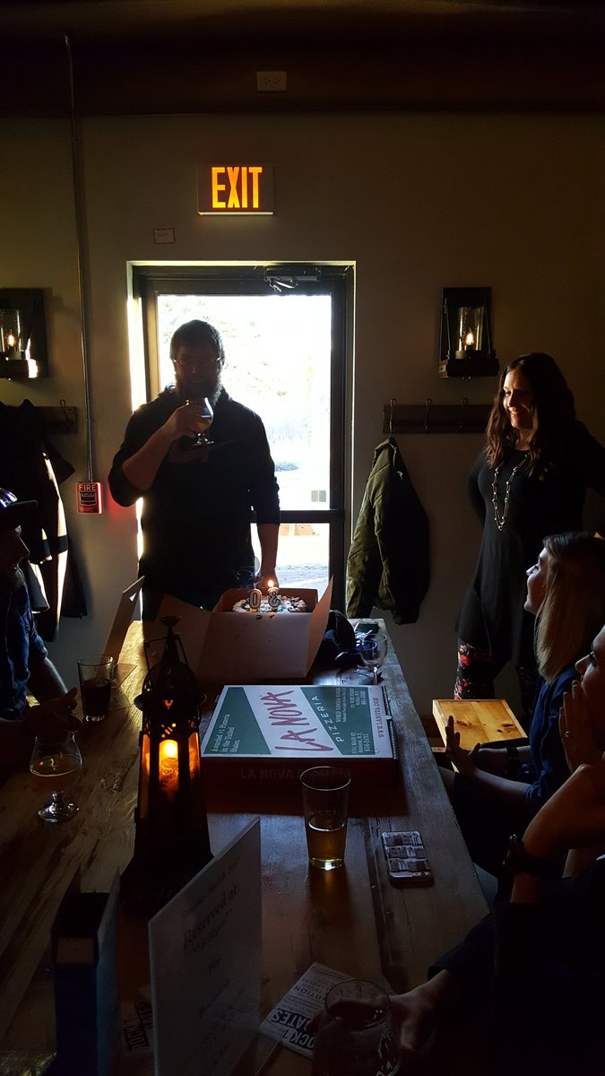 arm96's tweet image. @redwing199 @lovex0j @jmulvaugh  Happy Birthday Brian!! #2vs