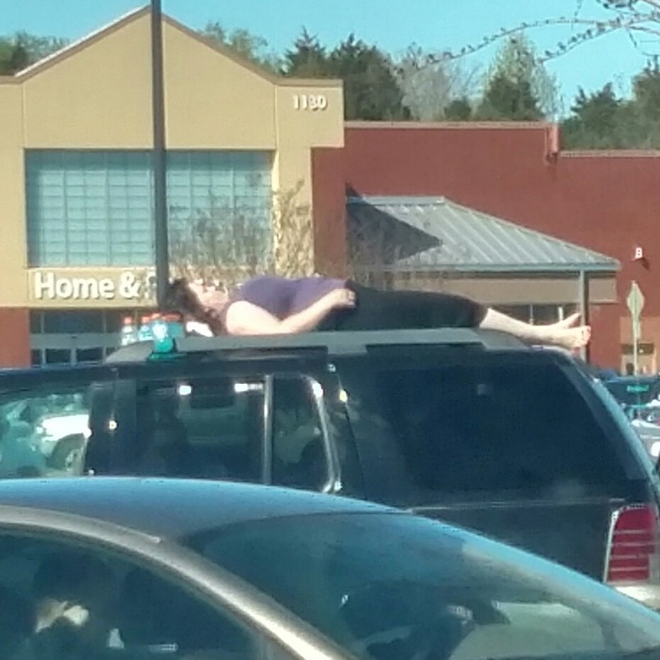 heather_largent's tweet photo. @PeopleofWalmart https://t.co/62EuV4HtOl