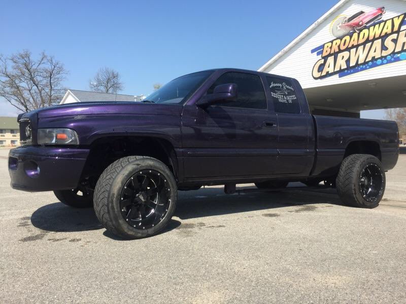 Tillman_11's tweet photo. New paint! Got done last week as sold it last night... lol #byebyegirlfriendreplacement #readytomoveforward #gonnamisshertho https://t.co/ipVutJ62F8