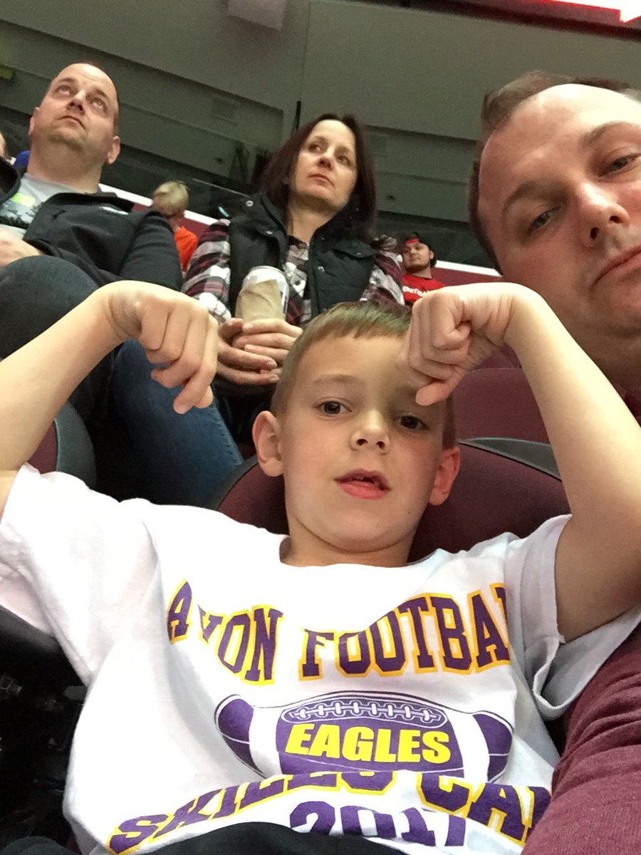 I_Croft's tweet photo. @CLEGladiators @avoneagles so much fun at the Gladiators game! #CLEGlads https://t.co/8WYHtRpKvP