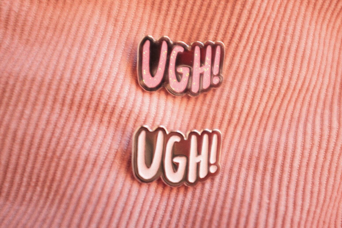 LaPinStore's tweet photo. 💖 And you're the only thing that's going on in my mind 💖 
Shop our #UGH! pin [inspired by #The1975] via link in our bio. https://t.co/R61cWvgjdO