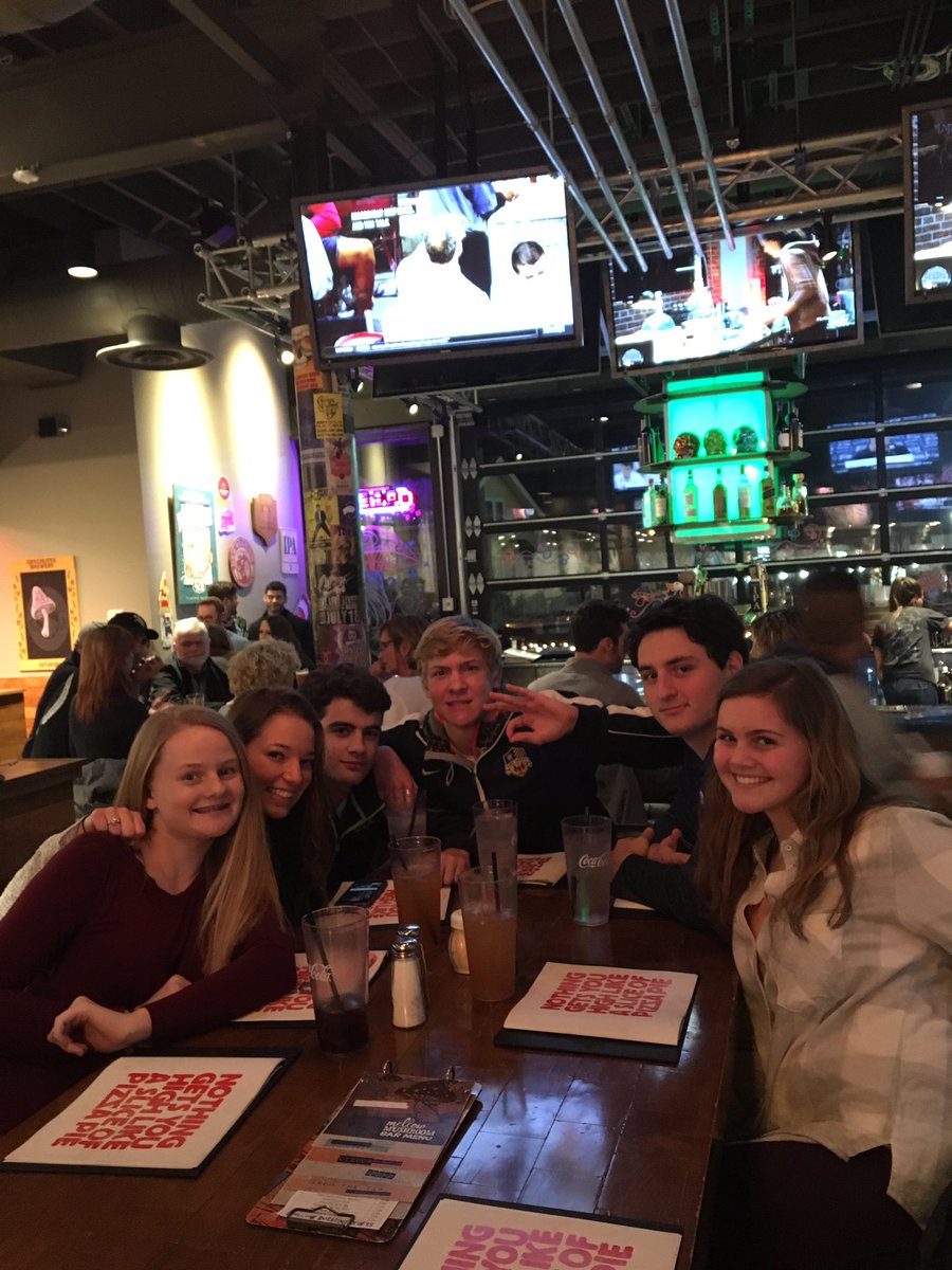 cannon2342's tweet photo. Happy Birthday!!! @carolineraffinn I hope you had a great day!!! Miss you!!β€π― #bain #pong #yourpool #summer https://t.co/1shm4gvCyM