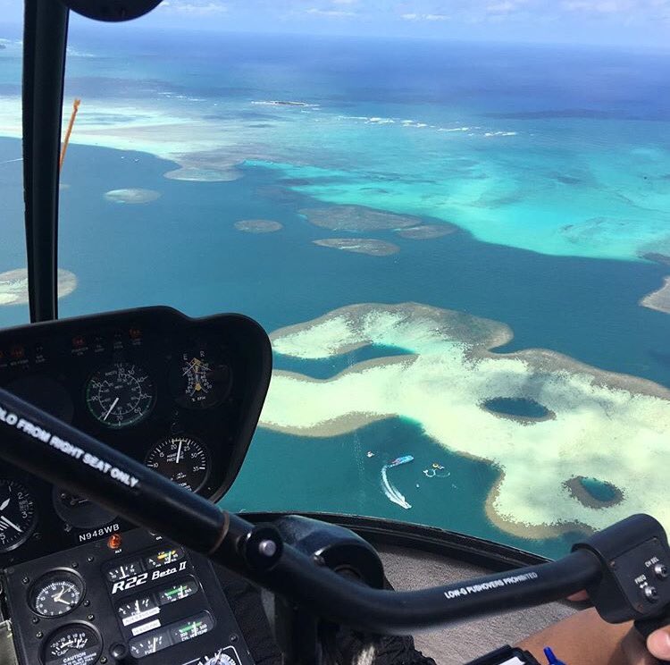 Sandbar Saturdays! Thanks for the photo Jordan! #hawaii #helicopter #heli #helicopterpilot #pilot #aviation