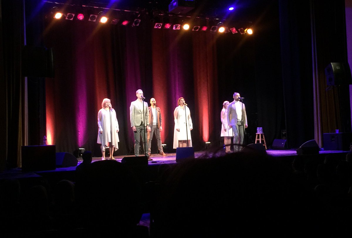 Boston Sings tweet media
