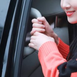 thesungqyeol's tweet photo. jiae is me when i have a chance to hold every member of lovelyz https://t.co/FZH3yrn4wM