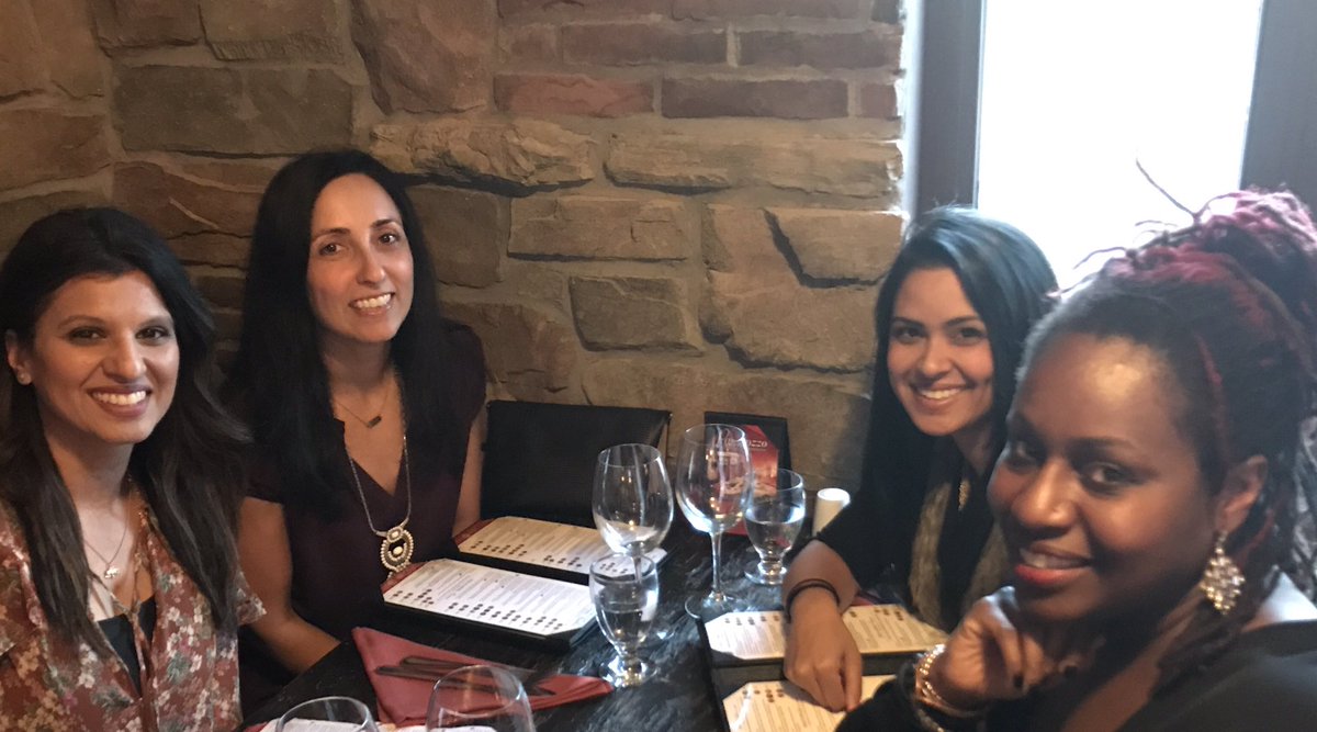 ml3565's tweet photo. SJAM reunion #friends #goodlaughs #Goodfellas #NeedsHotSauce #UberNeeded https://t.co/CAmfJQODT6