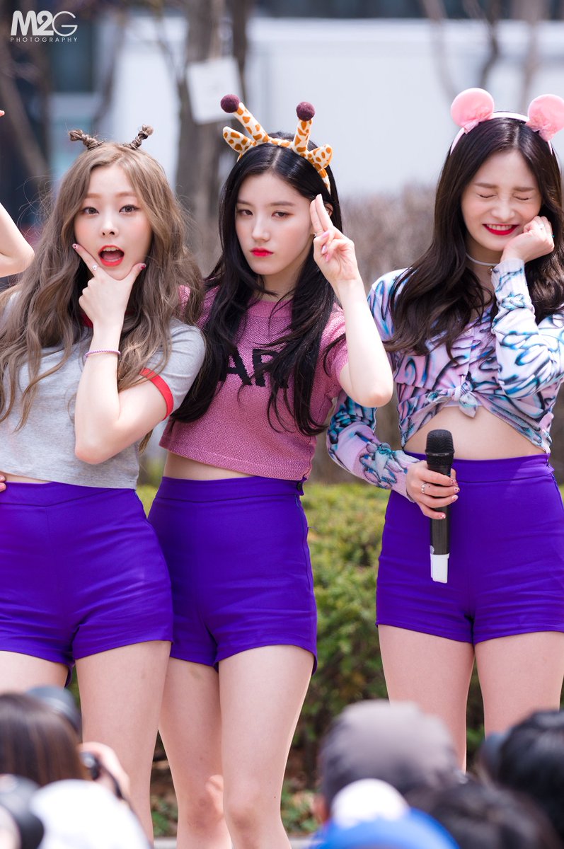 jufiliet's tweet photo. Kyulkyung_Intl: RT cralearz: https://t.co/CRCmIyDNe2
https://t.co/5eBJNiDTlZ
#프리스틴 #Pristin #은우 #시연 #결경 #나영 https://t.co/SfCJExbZz3