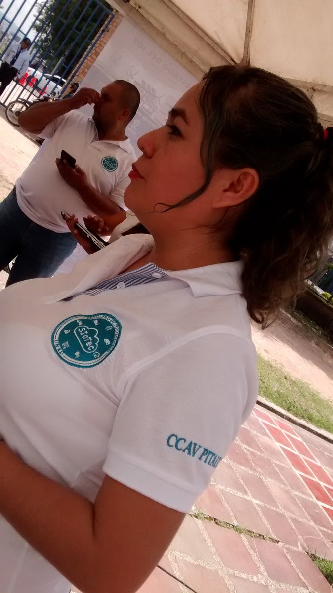 cmarceladiazs's tweet photo. Estudiantes de Semillero de investigación @SIoTec_UNAD de la @UniversidadUNAD @unadpitalito comprometidos con evento #iotday  @TelecoUNAD https://t.co/jCClifSLOV