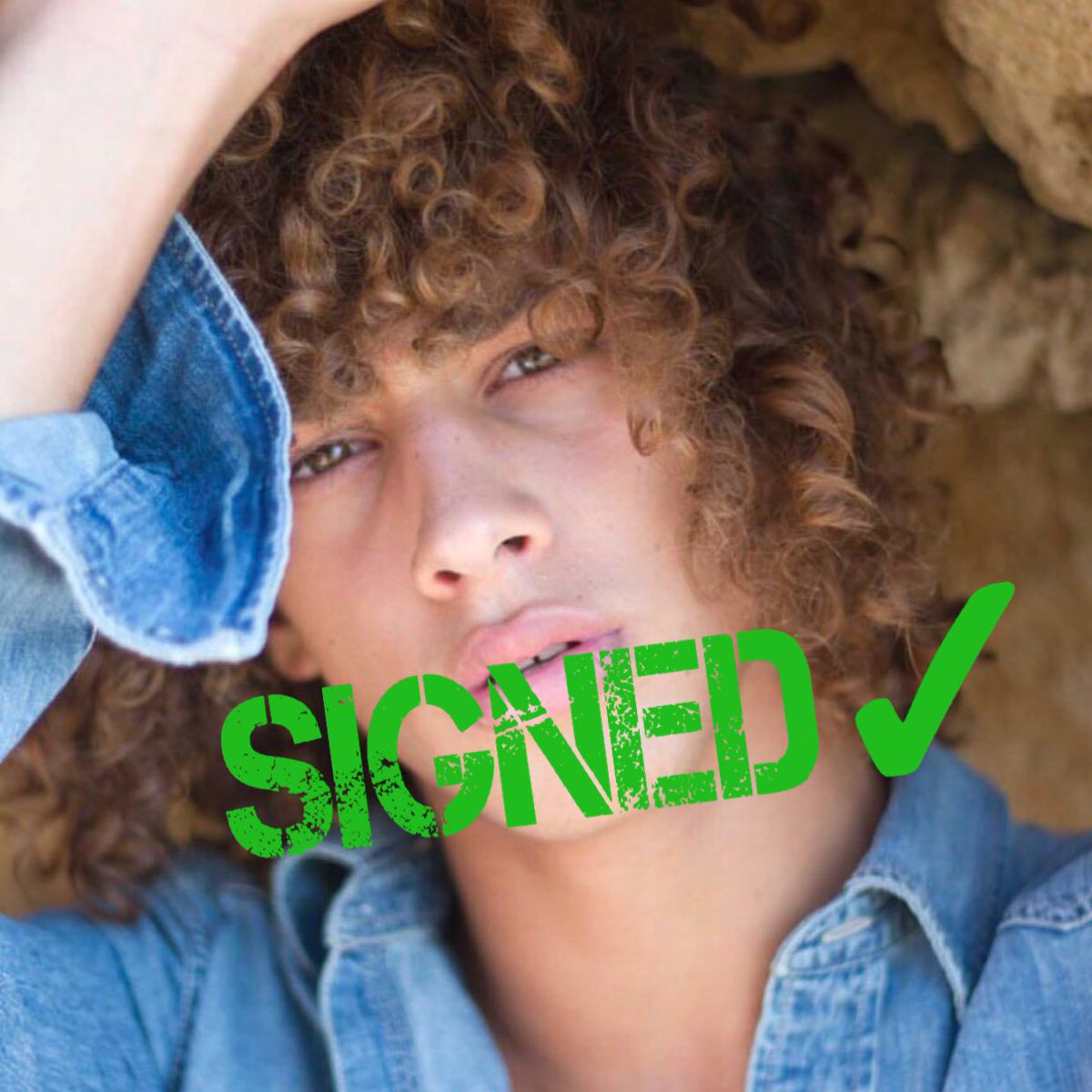 SignedDeclined's tweet photo. Signed Or Declined: Season One, winners! Congratulations on your contracts with Outcast Records! https://t.co/VUNSyYtP2Z