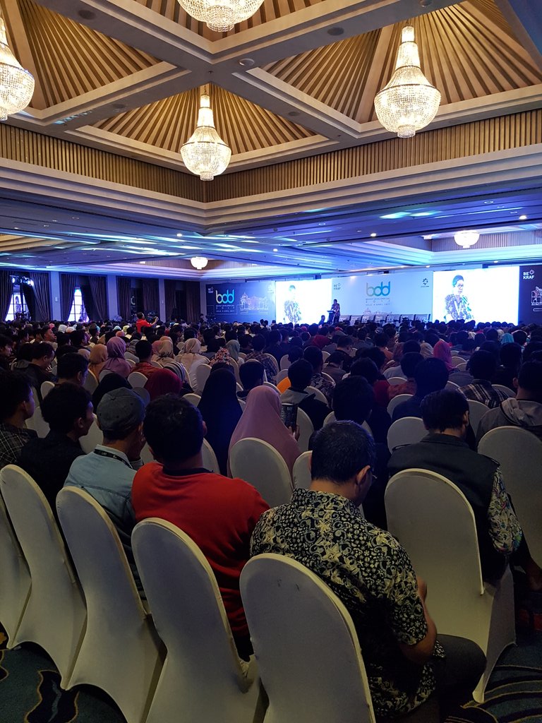 cantonaisme's tweet image. #BDD
#BekrafDeveloperDay 
#KotaSolo

Lebih dari 1000 orang!