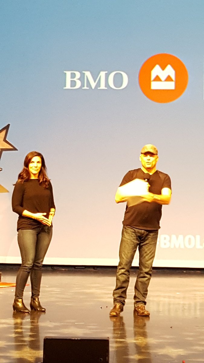 SherryVicze's tweet image. #WOW $275,000 raised for the kids #Proudtobeblue #BMOcares #BCBMORocks