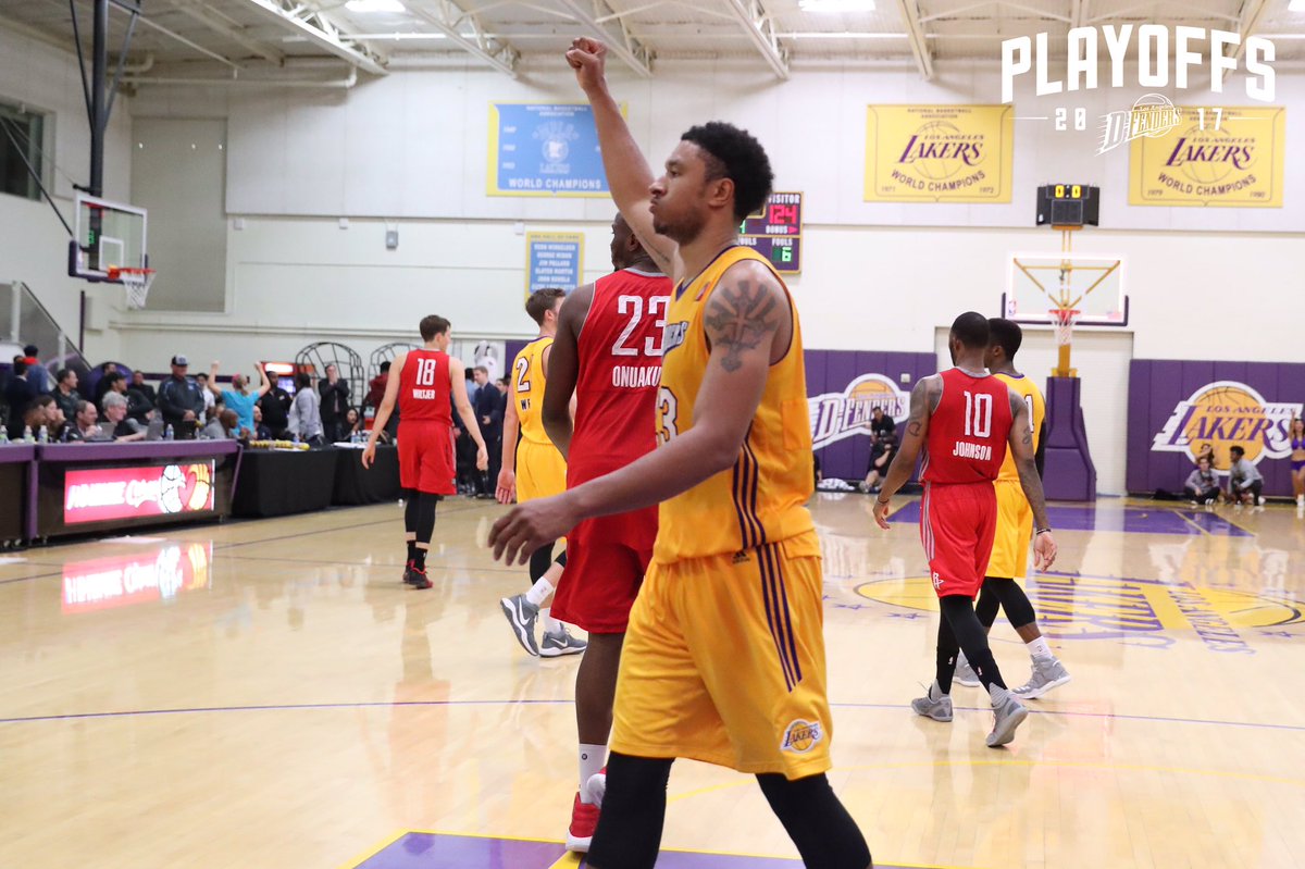 CValleyLakers's tweet photo. That a #Dfenders win!! 

The decisive Game 3 will take place in El Segundo Monday night. #DLeaguePlayoffs https://t.co/sjh0DxGFFs