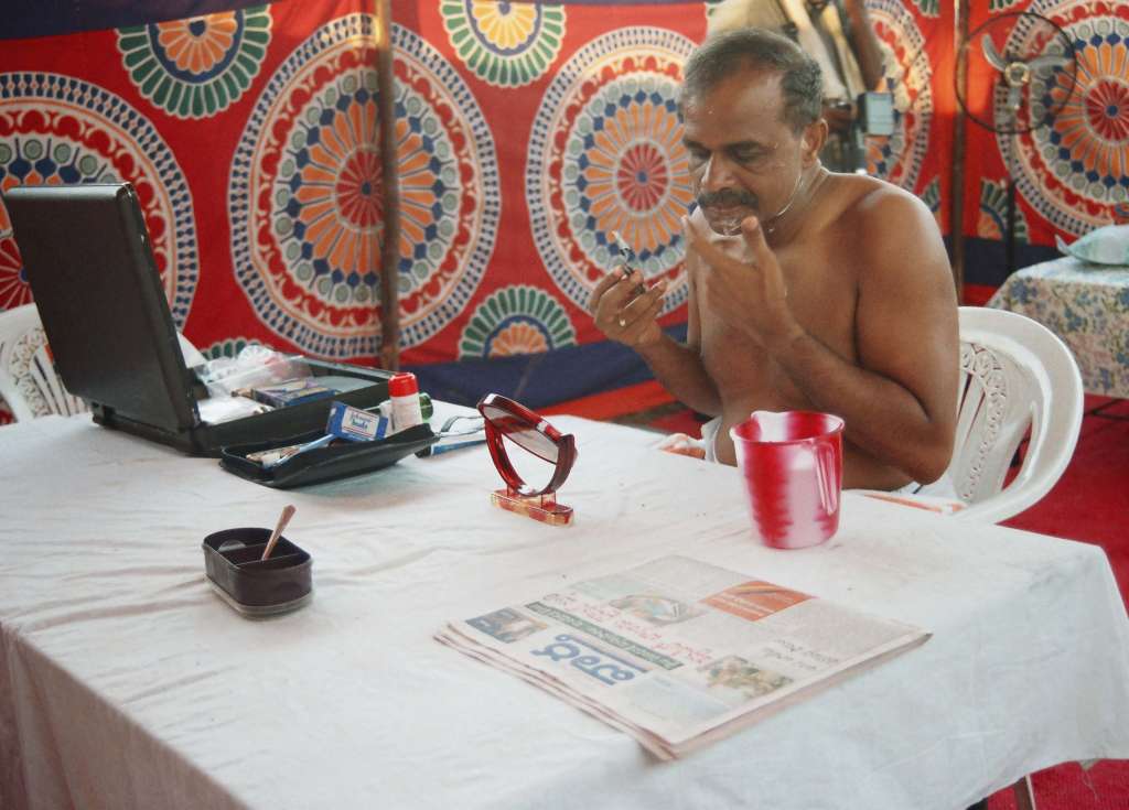 C88ZIJyXUAA_UK3.jpg:large