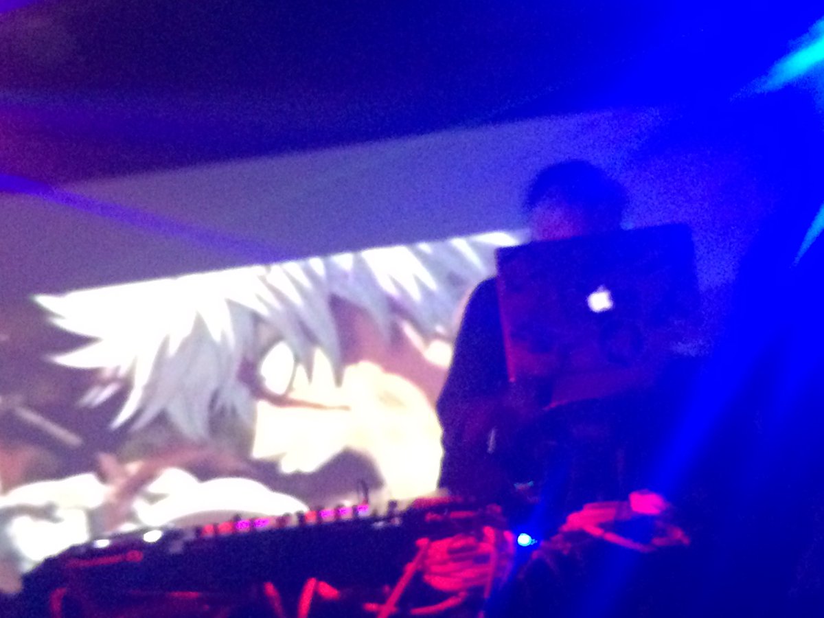 cosmoxhorns's tweet photo. #MBD5  えるくろさん！ぎんたまーー｡ﾟ(ﾟ´ω`ﾟ)ﾟ｡ハイキュー！ https://t.co/xVBjYvwchQ