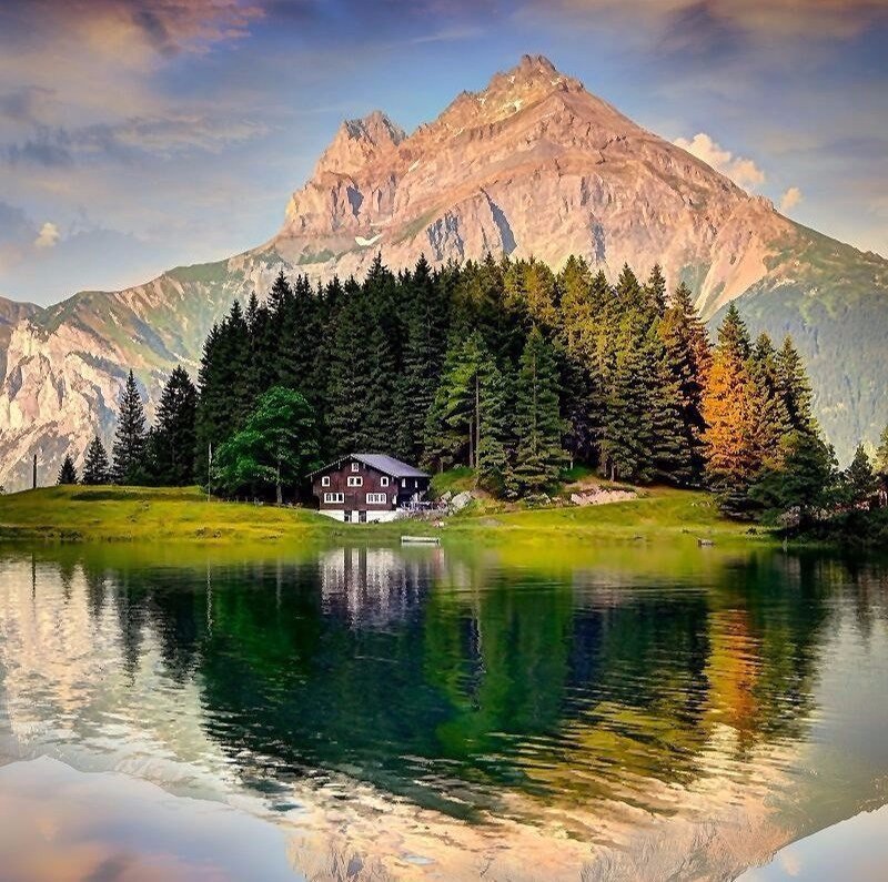 AndreiAndrei63's tweet photo. Lake house. Switzerland.⛰️💫🏠 https://t.co/0uxcSMpg2W