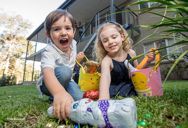 SMH Photography (@photossmh) on Twitter photo Get ready for #Easter! Jack and Charlotte fill their baskets on an #EasterEgg hunt #photo <a href="/colebennetts/">Cole Bennetts</a> smh.com.au/business/consu… Get ready for #Easter! Jack and Charlotte fill their baskets on an #EasterEgg hunt #photo <a href="/colebennetts/">Cole Bennetts</a> smh.com.au/business/consu…