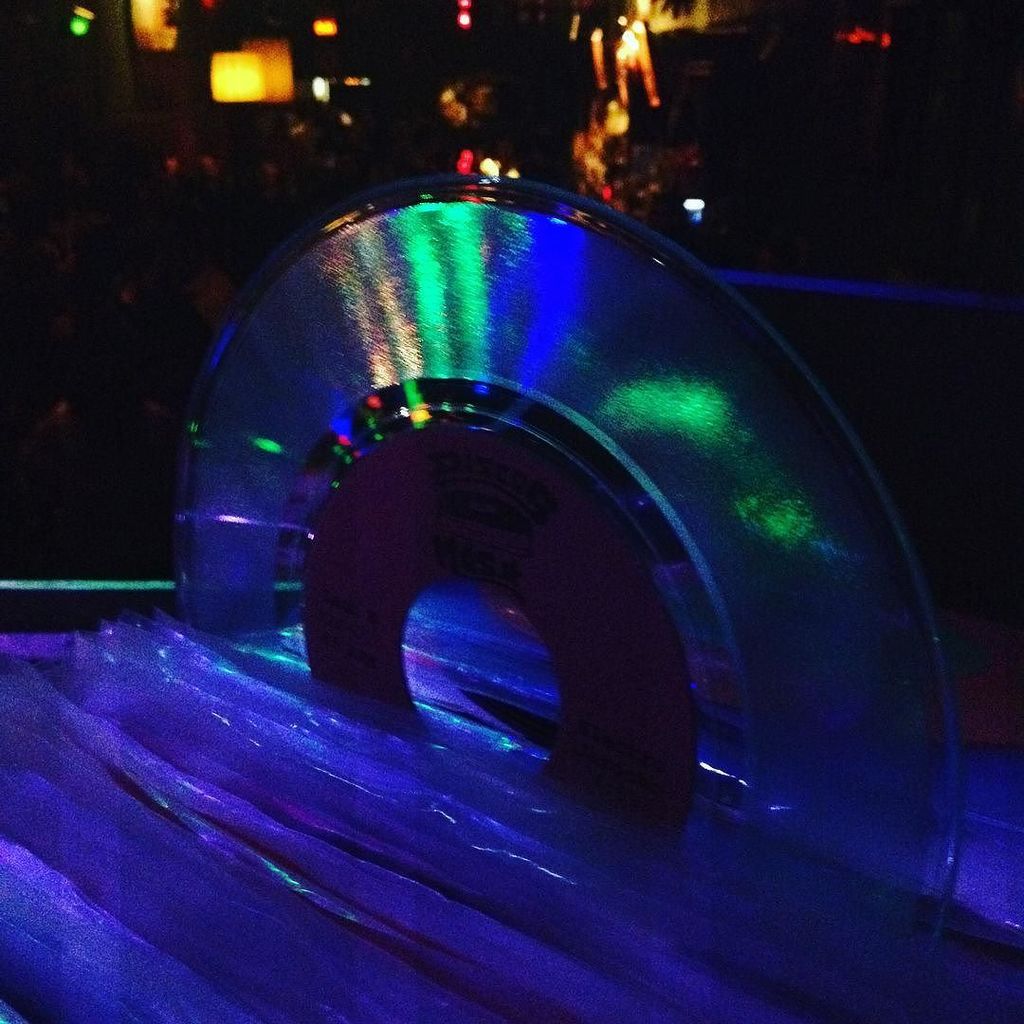 discosmas's tweet photo. #elsuperritmo #nochescumbiamberas #makeoutroom #discosmas #cumbia #wepa https://t.co/HFt0yB9E5v