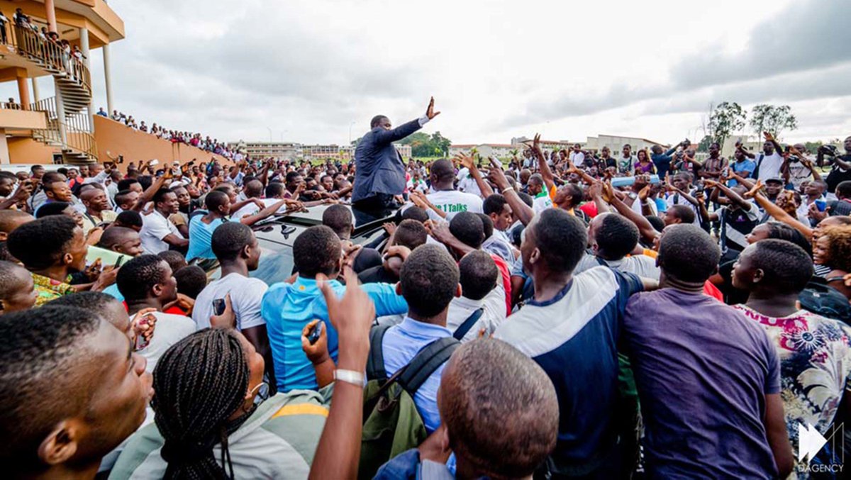 A celebration of #celebrity #charity work, from Akon Lighting Africa to the Barefoot Foundation. #humanitarian noble.li/2p464Zt