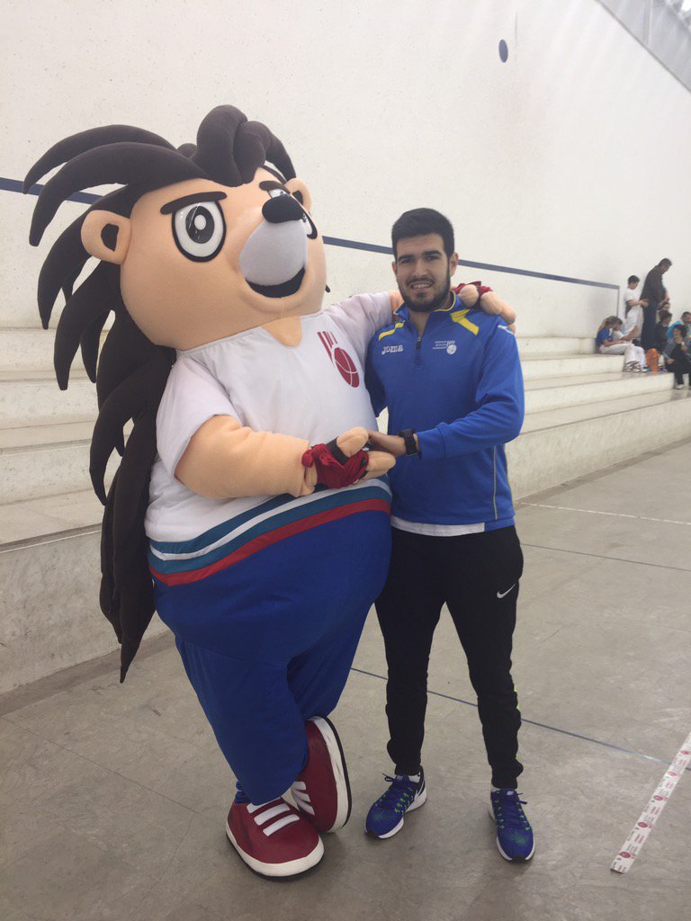 He trobat a Mapi! #pilotamola @pilota_2_0 @pilotaveu <a href="/fedpival/">FedPilotaValenciana</a>