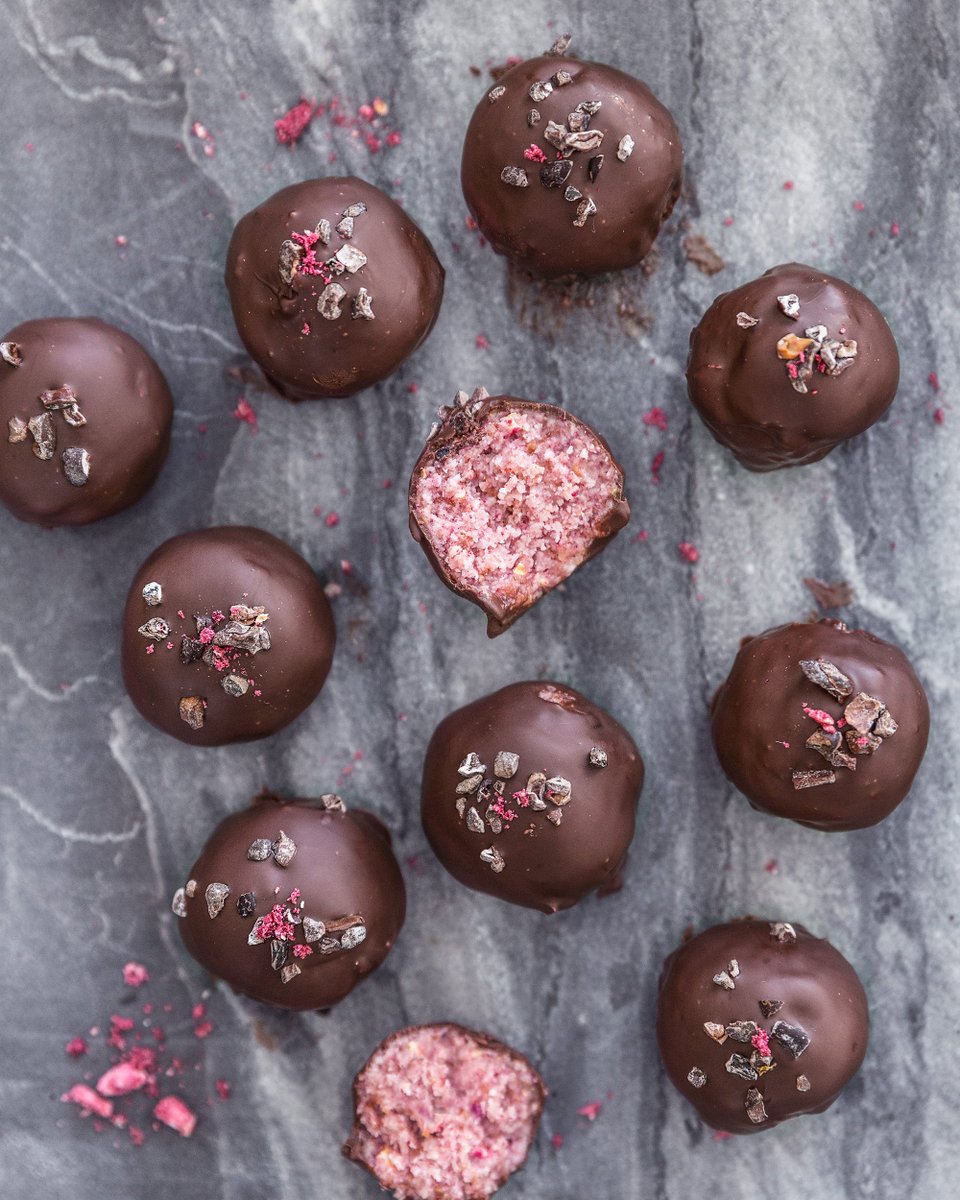 Sunday, sweet Sunday with Raw Chocolate covered Pomegranate Rose Bliss Balls instagram.com/p/BSp4p8XFZuM/… #blissball