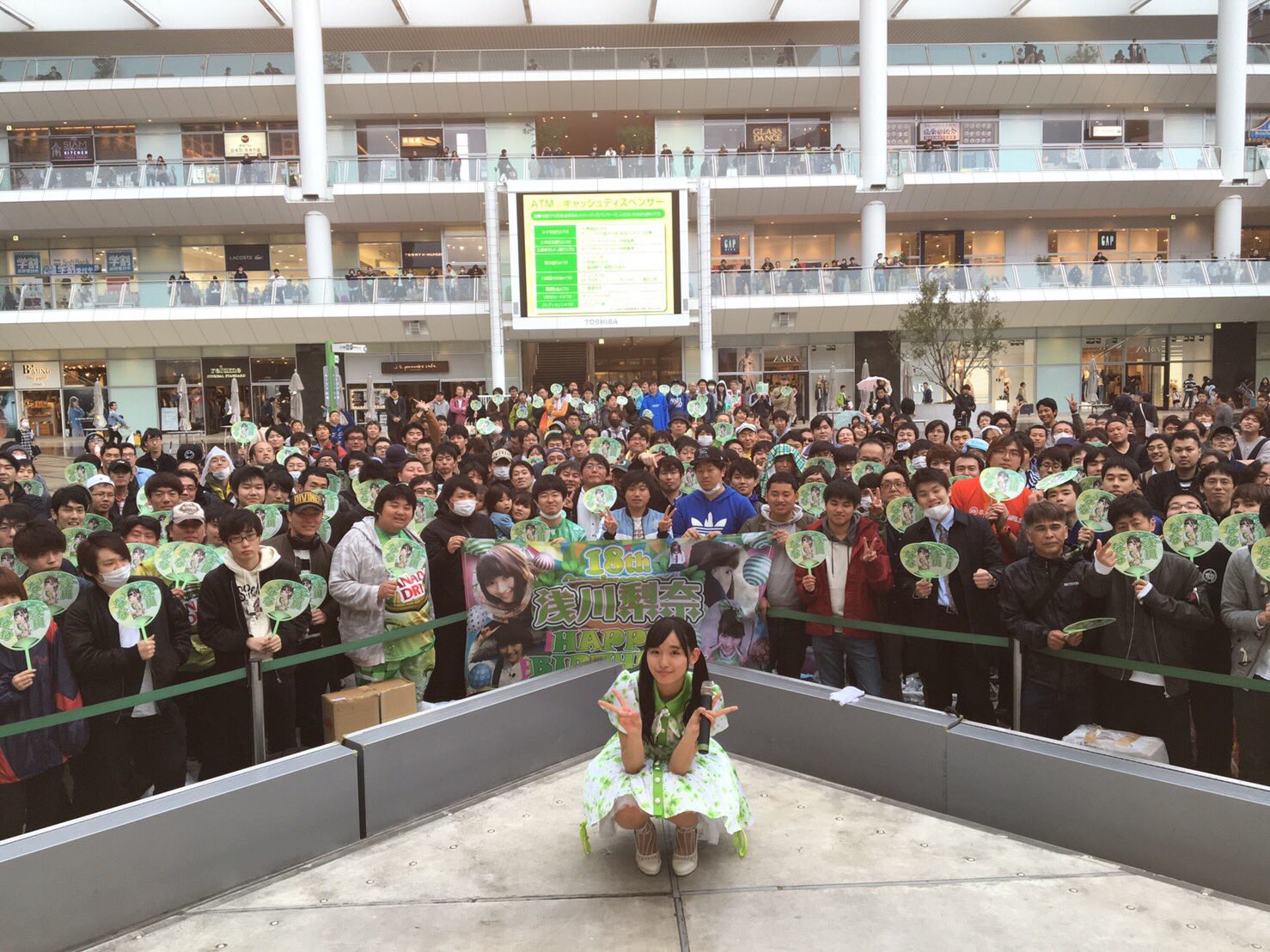 C8996VqVoAAHaaC.jpg:large