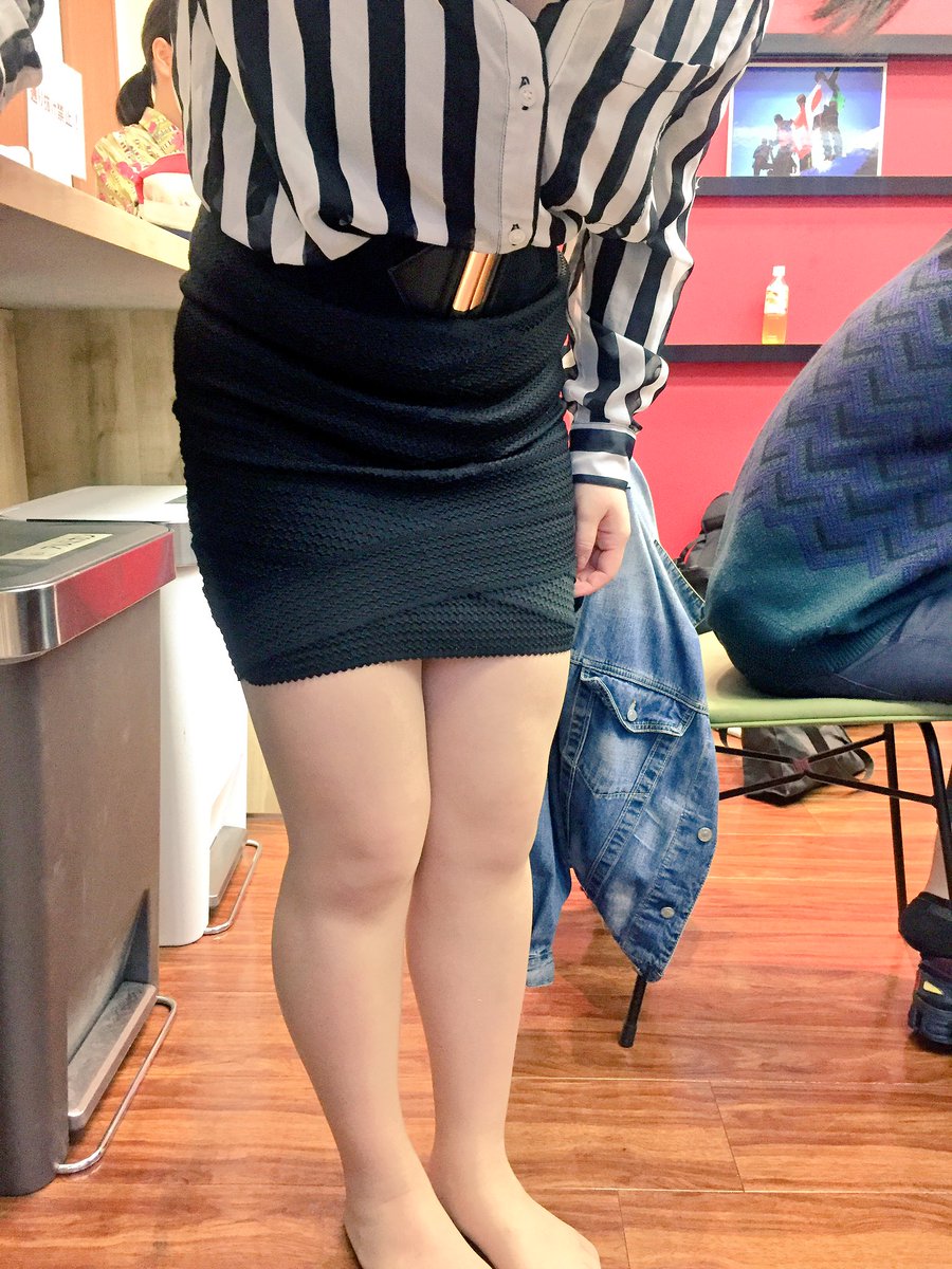 Twitter 上的 承子クラーケン Wel Next お足元の悪い中 ご来場ありがとうございました 演者もお客様も最高に盛り上がったライブにでられて幸せです ブルゾンちえみの足 むちむちでかわいすぎる T Co Jmfyf5vjbm Twitter