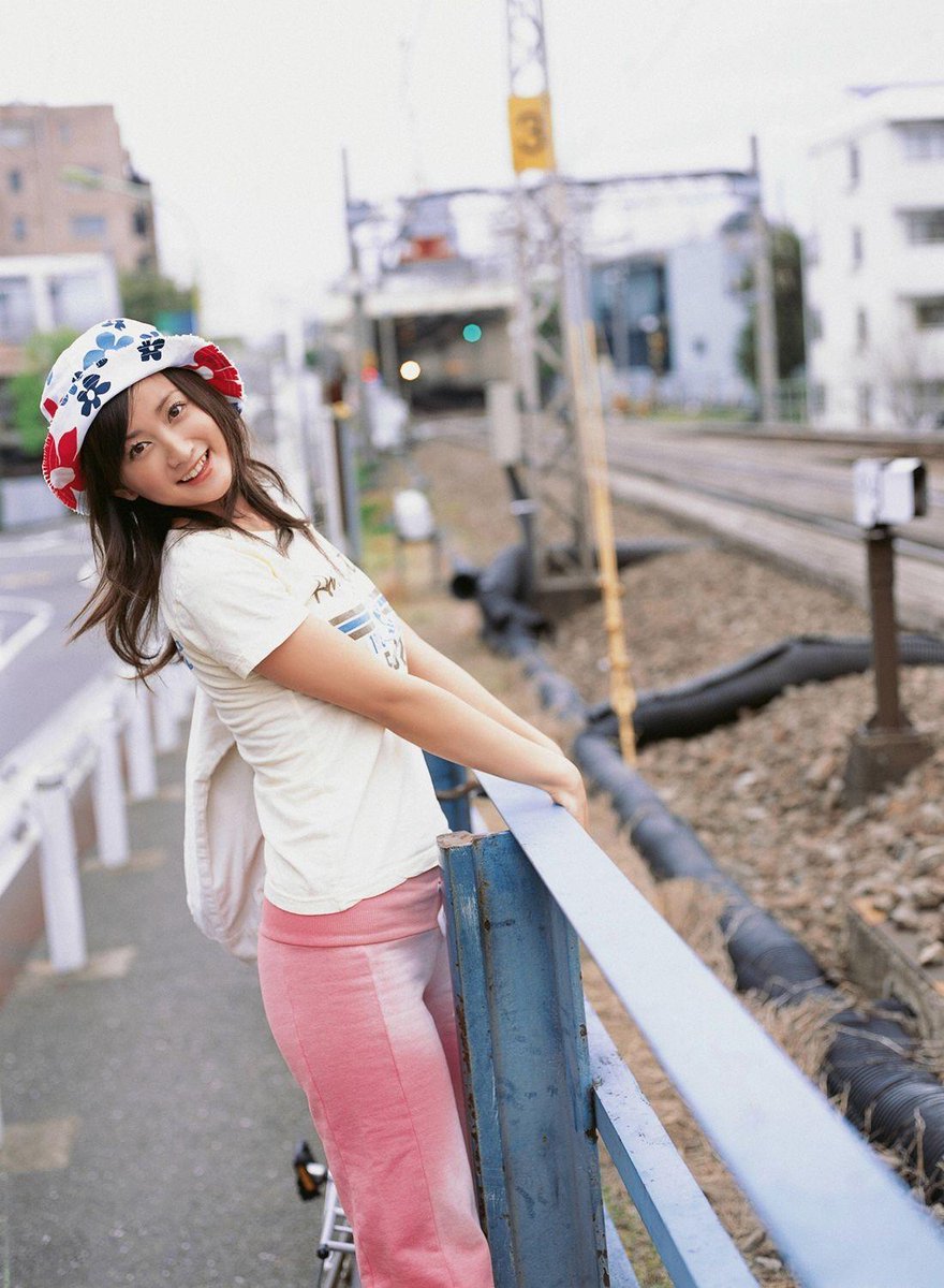 小松彩夏（こまっちゃん）画像bot tweet media