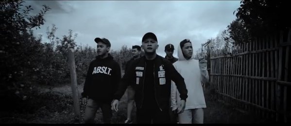 . <a href="/pollarx33/">pollar 33</a> merilis video musik single "Kepalkan Tangan" --> pamityang2an.com/pollar-33-rili… youtube.com/watch?v=5Ihi-y…