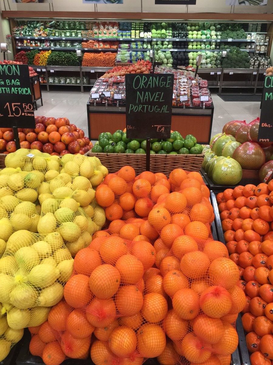 PTbusinessDXB's tweet photo. Fresh Portuguese produce @ Waitrose Dubai! Nothing comparable to our oranges and "Rocha" pears #portucal #PortugueseBusiness https://t.co/bUgIGHUjWv
