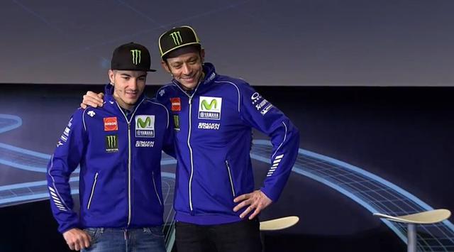 99FK46's tweet photo. Jagoan Yamaha nihh!!! Pasti Semakin di Depan! oh iya, pasti dong secarakan Ridernya kang Viñales ama kang Rossi (y) :*{}♥ https://t.co/4eCdabajyL
