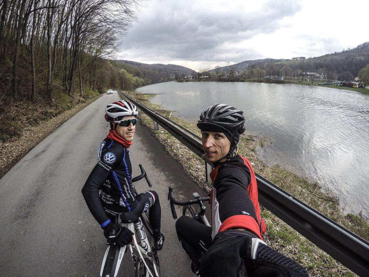 Easy ride on the road with my good friend:) @Volkswagen #vwmtb <a href="/CykloView/">Marcin Paprocki</a>