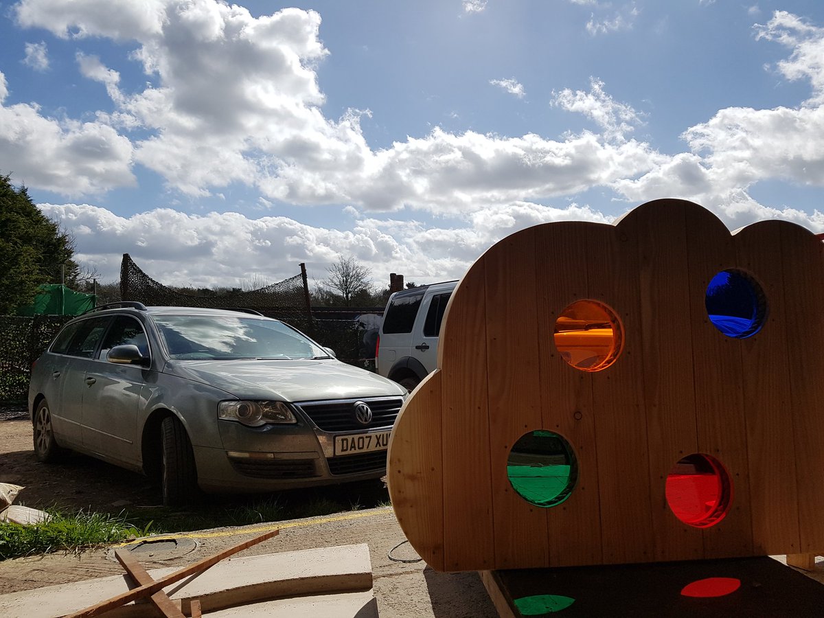 simongreenplay's tweet photo. #cumulonimbus in our workshop brightening our day. #colours #window #summer https://t.co/4k6YIysjy6