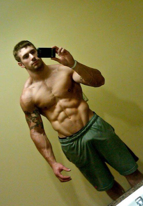 nekkidbro's tweet photo. #SelfeSunday @Aussie_Dudes @TexmexjoeCruz @ManulTop @7Arrow2 @RugbierDude @ARASOSAR @Marlon_72431 @omaha_pal @jose_RMP @ACHNATON100 @didufri https://t.co/yern36kd0W