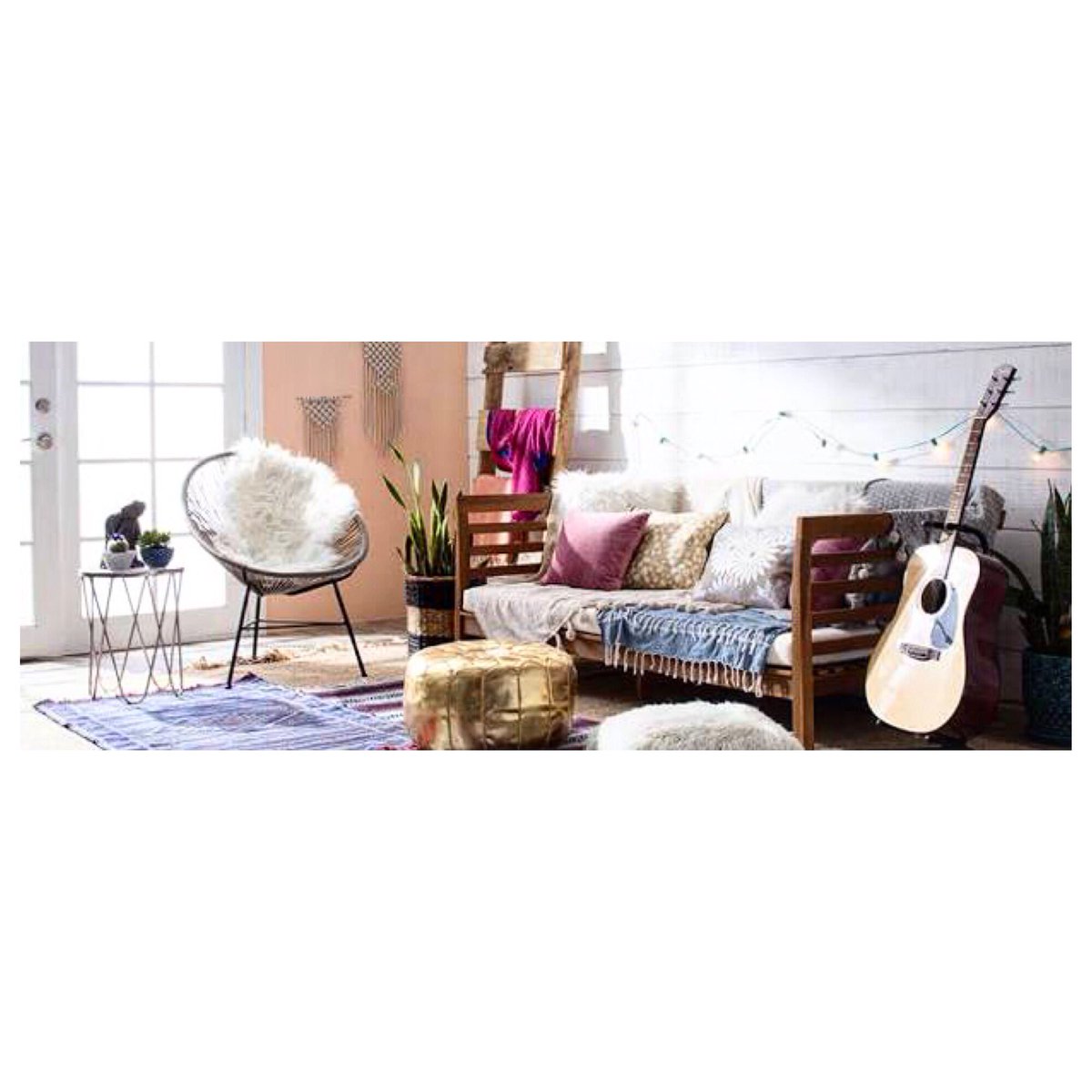 lusso_mag's tweet photo. Boho chic home decor. #lusso_mag #interiordesign #Interiors #interior #interiorgoal #furniture https://t.co/MXcoxeMw7l
