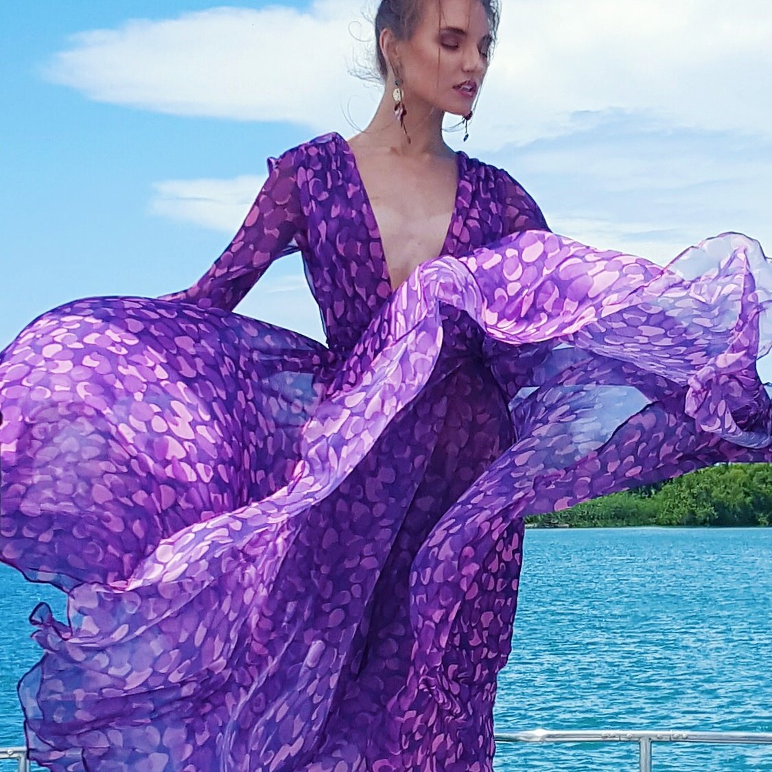 macasocol_'s tweet photo. Yuliya for Macasocol S/S 2017 π
#spring #summer #prints #chic #cebu #fashion #jerrickmacasocol #macasocol #MCSCL #designer #campaign https://t.co/7DUB5e431l