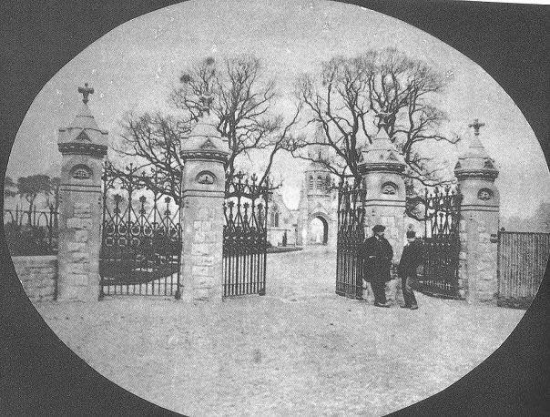 WalthamEstates's tweet image. A 145 year old picture of Queens Road Cemetery! 
#Walthamstow #E17 #HistoryofWalthamstow #Awesomestow #1872