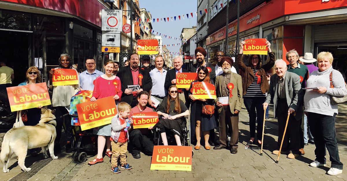 TanDhesi's tweet photo. Very grateful to @johnmcdonnellMP for taking out valuable time to support @graveshamlabour campaign, speaking with locals on their doorstep. https://t.co/RXOJNdf0Xn