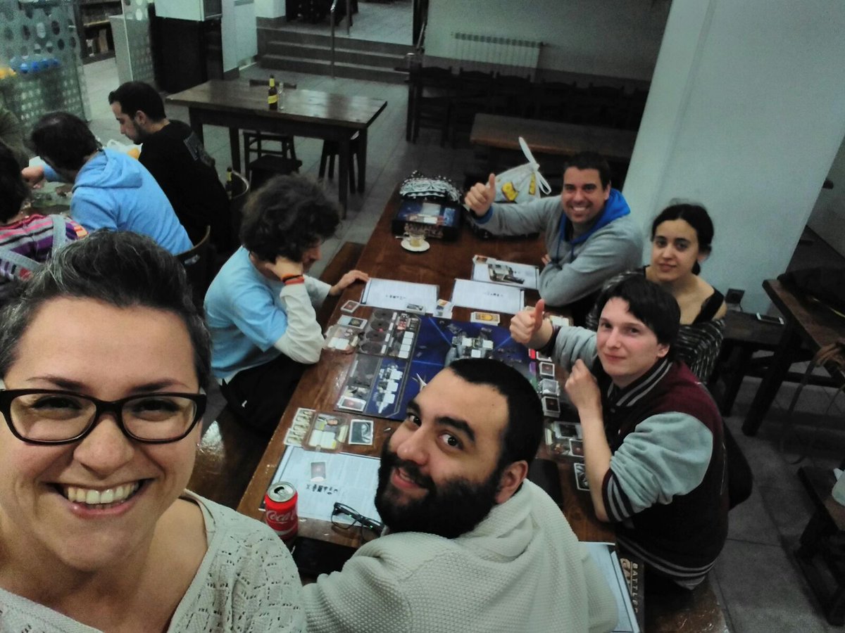 JuguemosElk's tweet photo. Galactica y Cycling Party en la sesión nocturna del viernes https://t.co/pFGX5zZ6st