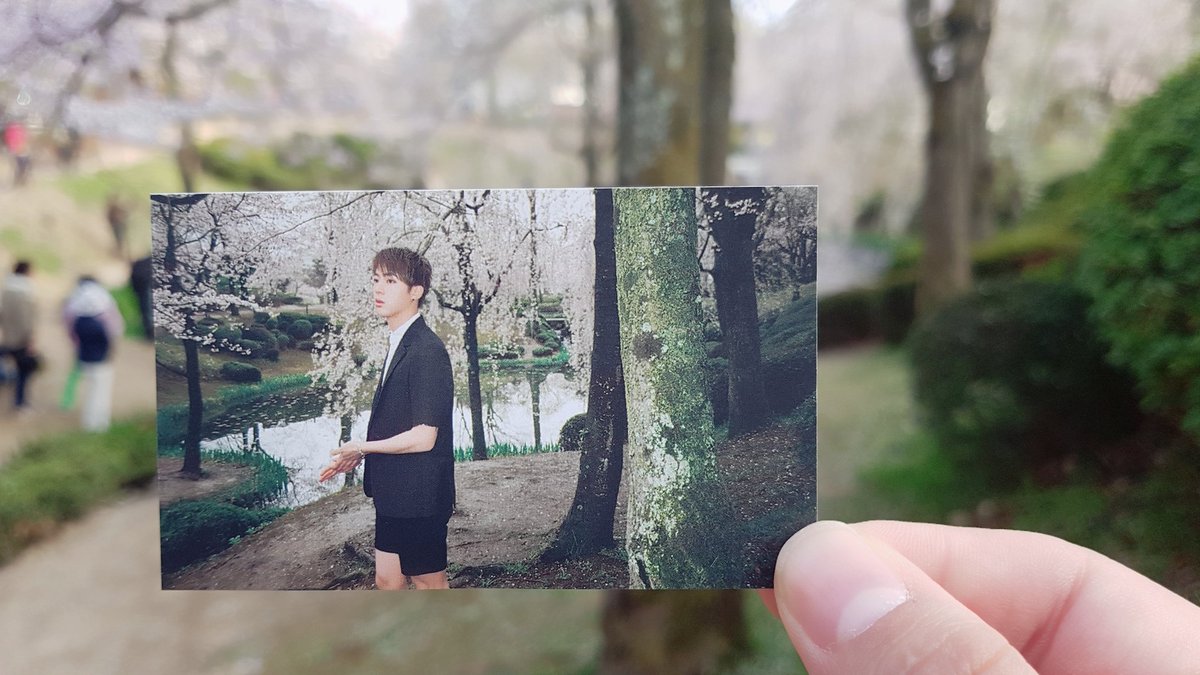 prune_bread's tweet photo. 경주 화양연화 투어🙄💕 #화양연화 #덕후투어 https://t.co/CaB5KCwXjc