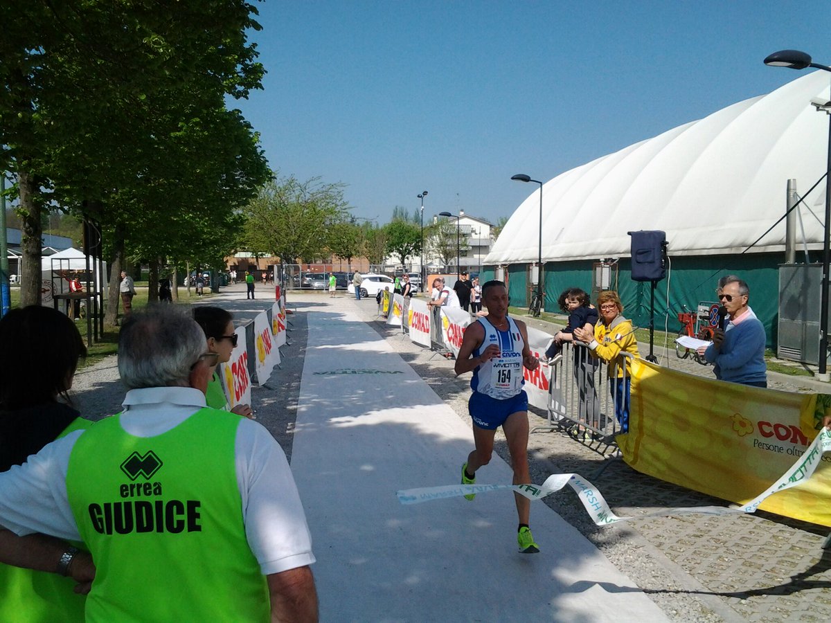 Il vincitore della #corsa agonistica di #Vivicittà 34