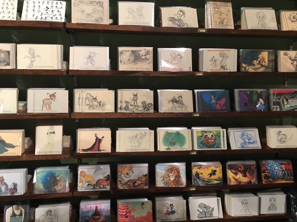 Erika_Goofy's tweet photo. ディズニーアート展…ポストカードが豊富すぎて悩んだ(｡>﹏<｡)💦
本買い忘れちゃったからまた行かなきゃ https://t.co/oXGosgfP0y